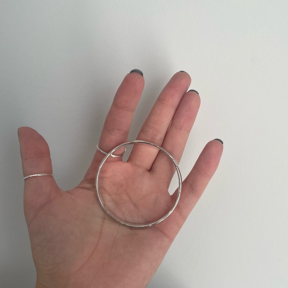 Sterling silver Mexico flower motif bangle - Picture 3 of 5